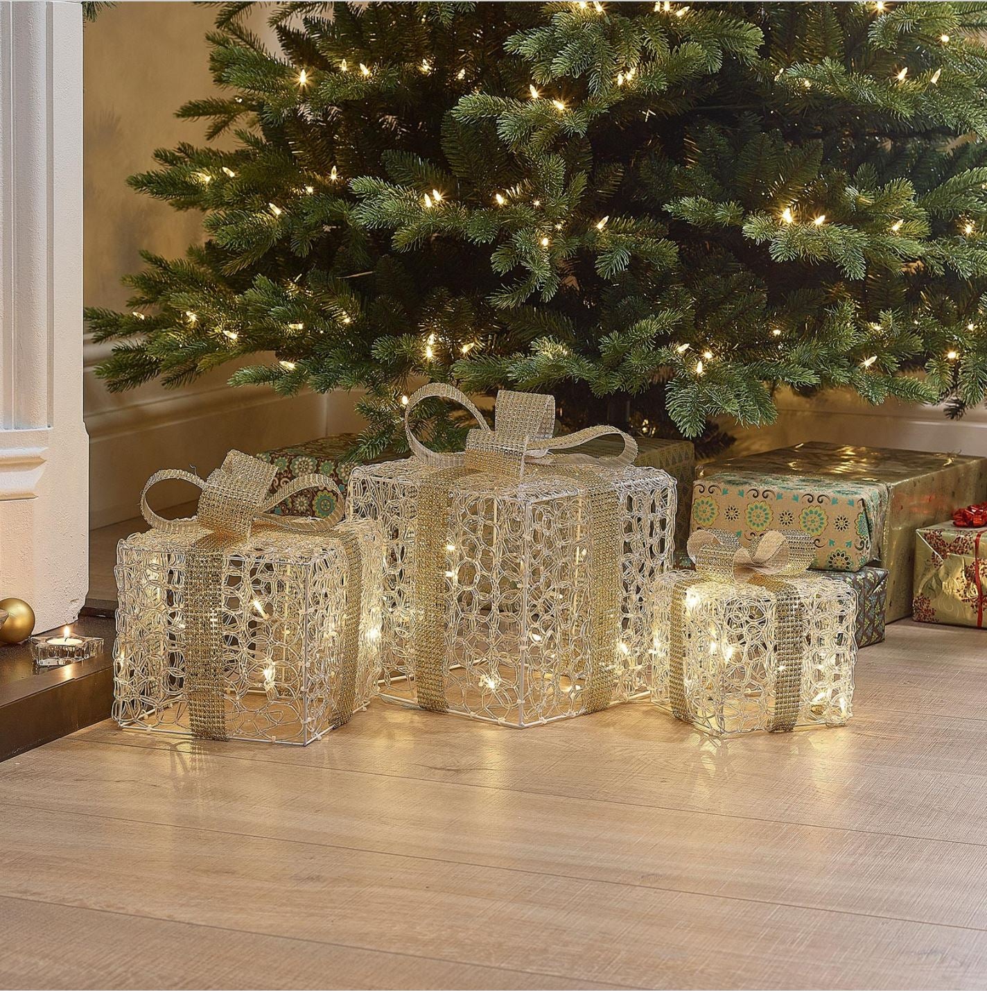 Set of 3 Soft Acrylic Small Christmas Parcels - Gold Bow - LAST 2 SETS LEFT