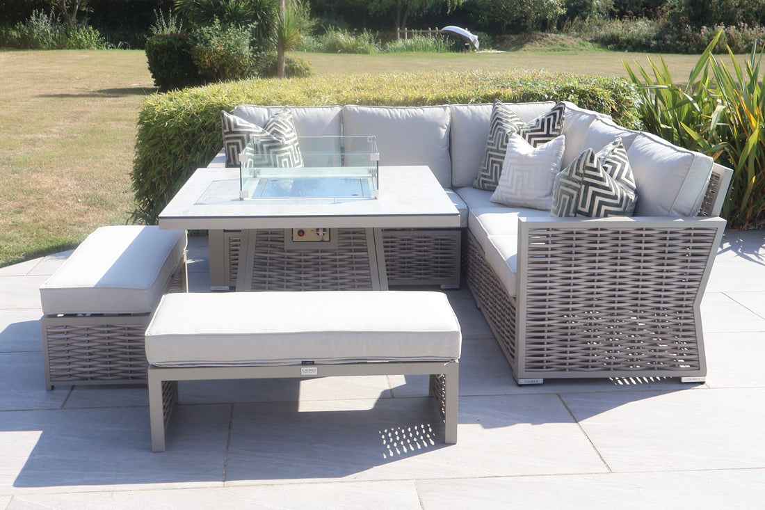 Garden Furniture with Fire Pit: Buying Guide & Safety Advice for 2025