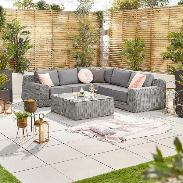 How Can A Rattan Sofa Improve Your Home?