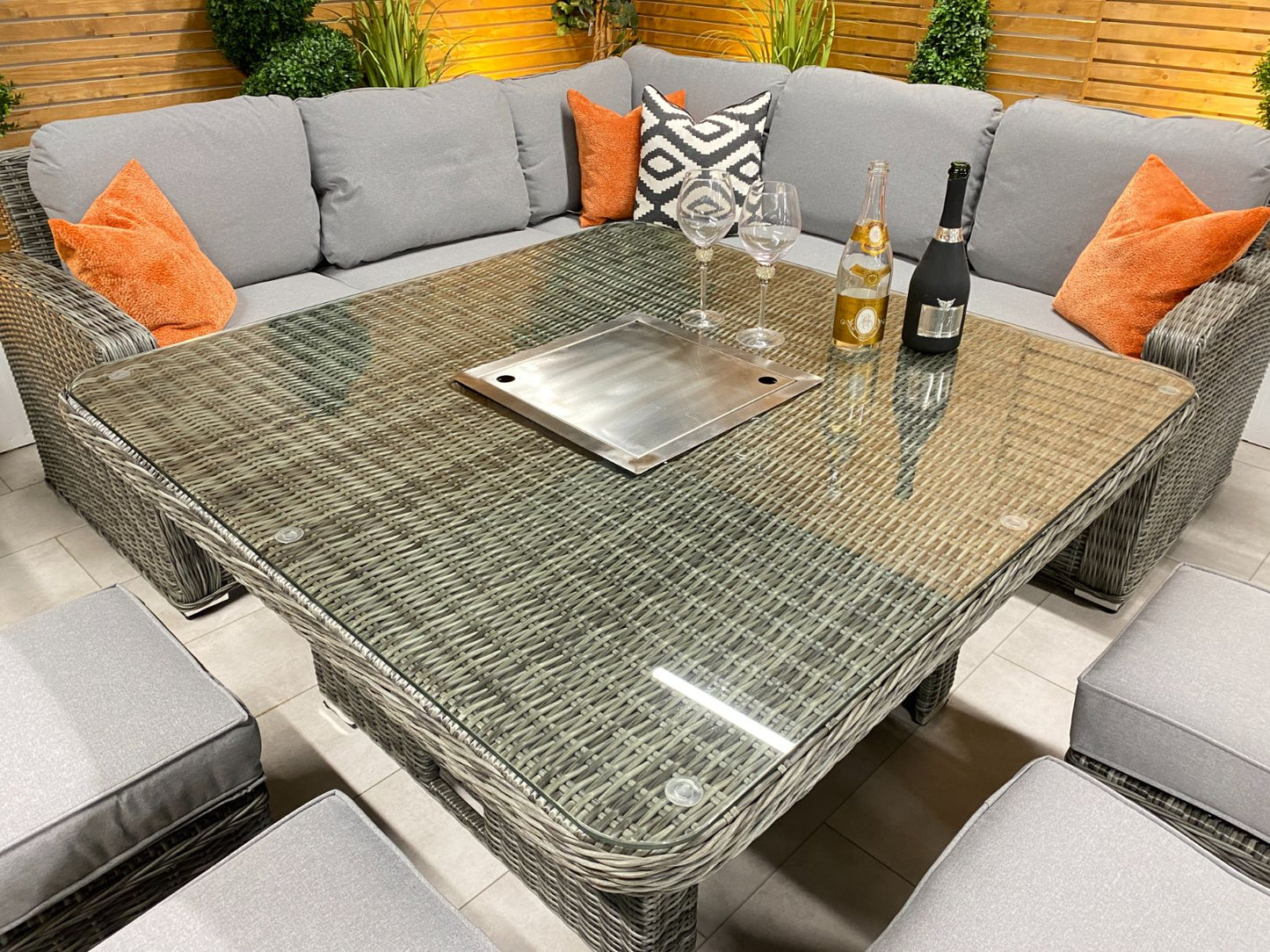 Chimes - Prestige Grey Florence Deluxe Corner Dining Set With Rising Ice Bucket Table (S)