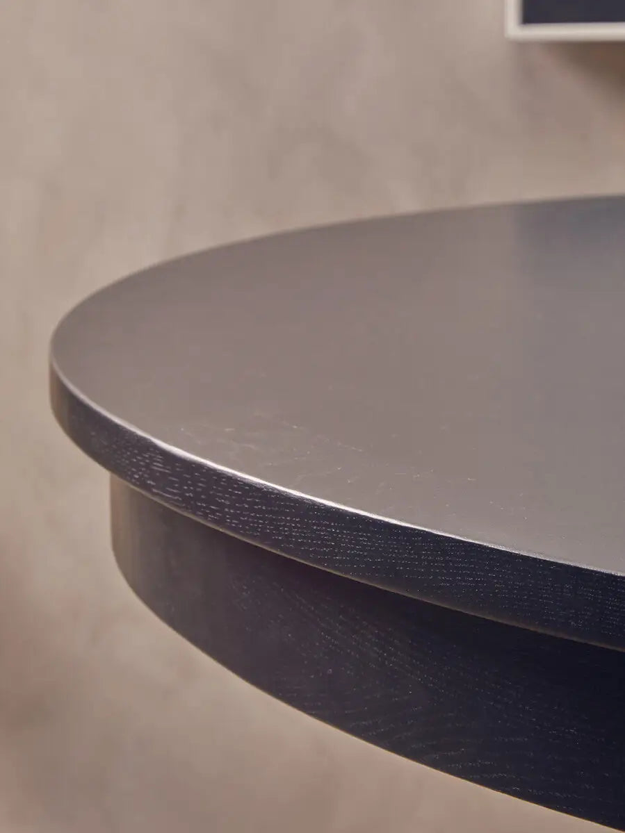 Lydia Oak Wood Round Table