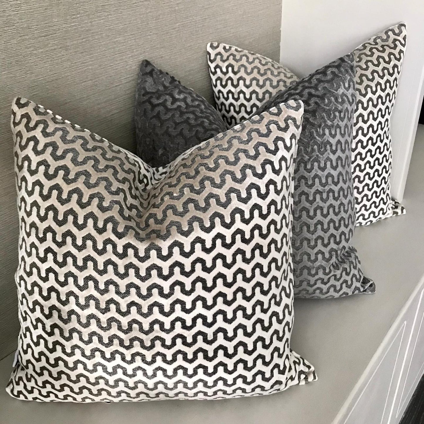 Chimes - Oslo Cream cushion 43 x 43