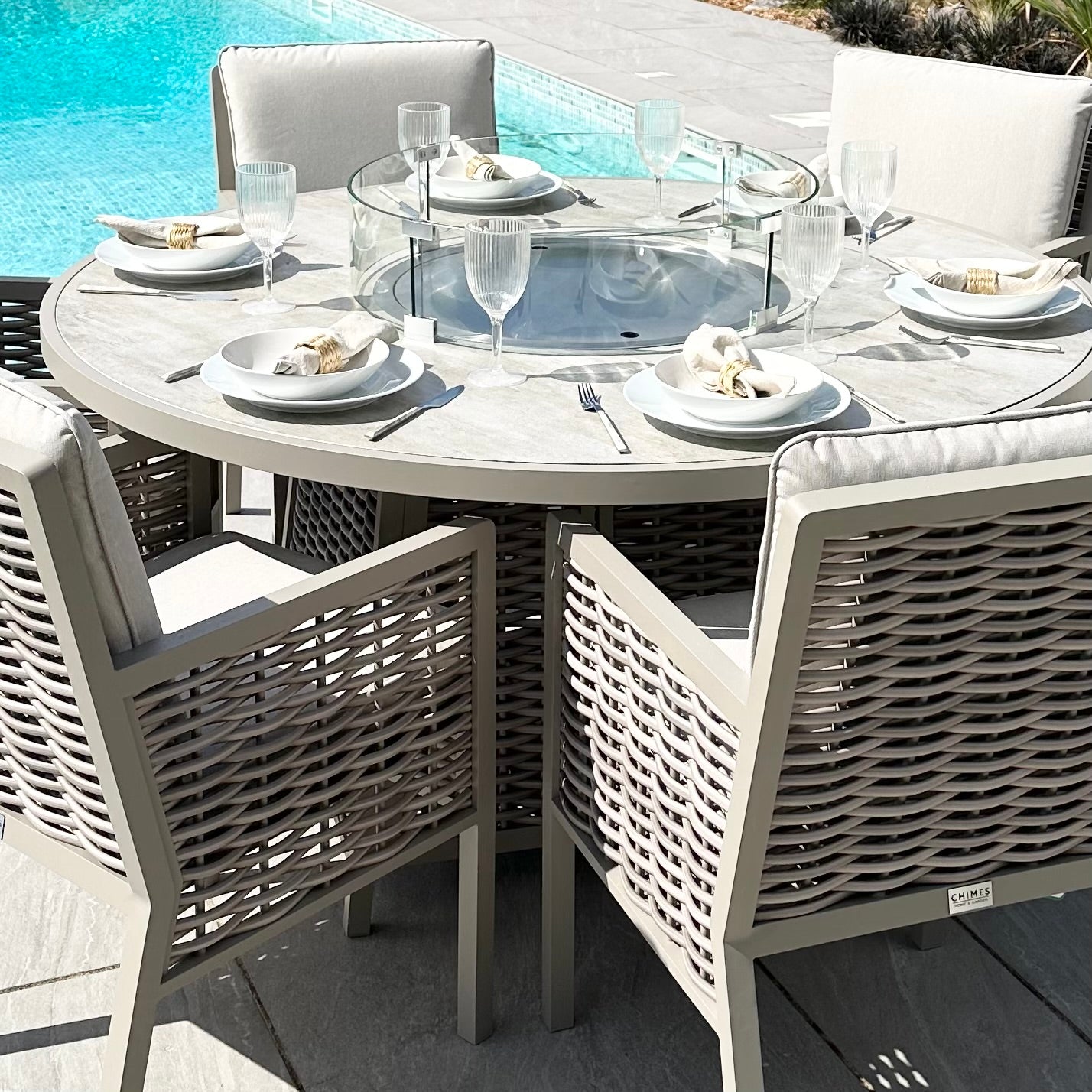 Chimes - Monaco Aluminium 6 Seat Round Dining Set - 1.5 Meter Round Table With Firepit - Rope Weave - Cream
