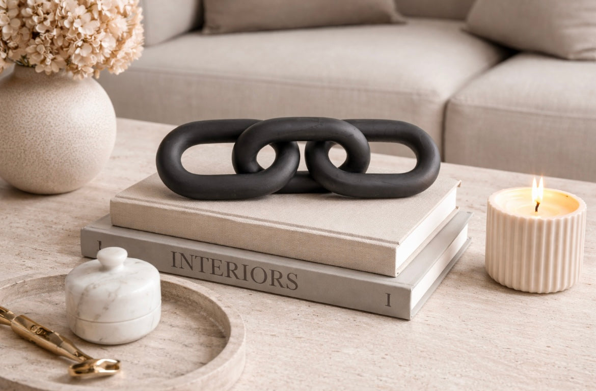 Kyra Black Wood 3 Link Chain Decor
