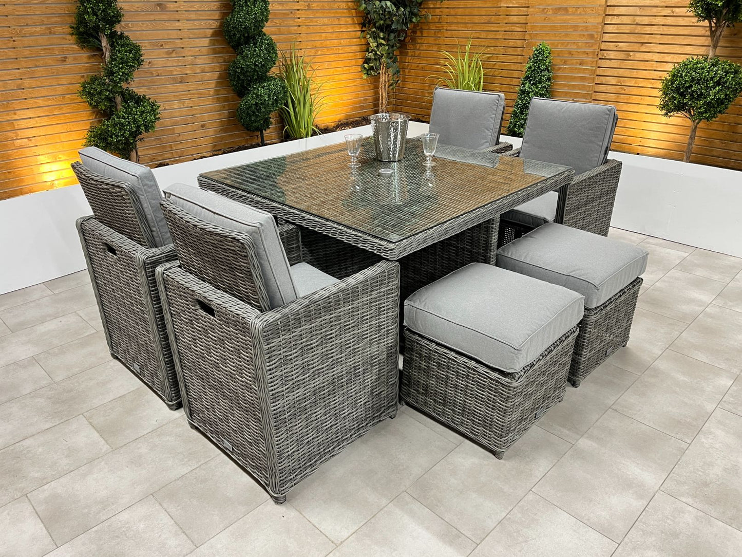 Chimes - Prestige Grey Mia 4 Seat Cube Set With 4 Stools - LOW STOCK