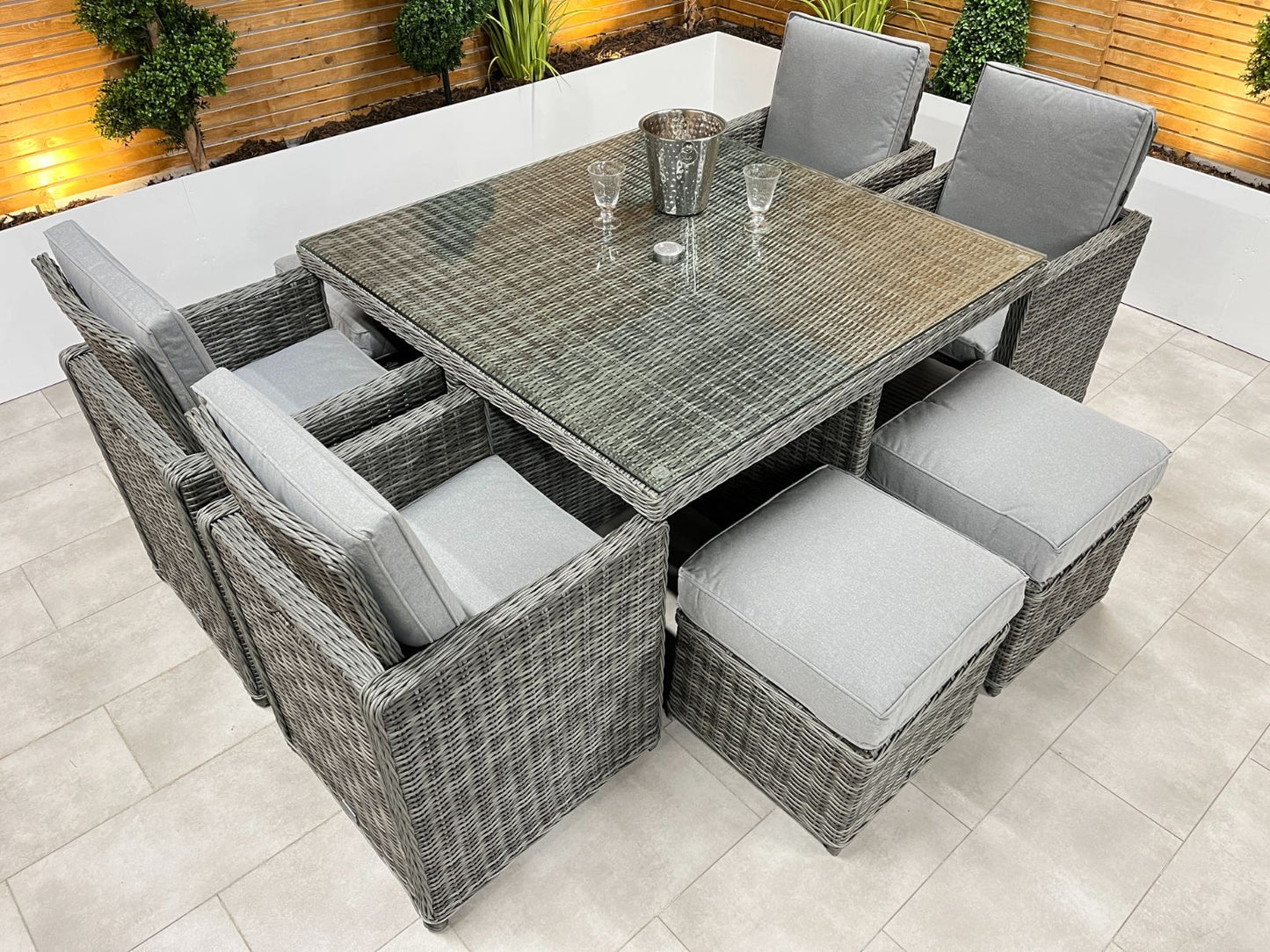 Chimes - Prestige Grey Mia 4 Seat Cube Set With 4 Stools - LOW STOCK