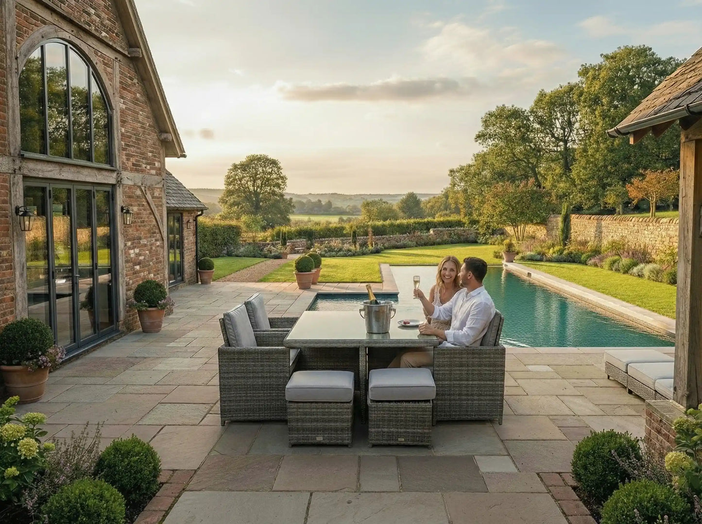 Chimes - Prestige Grey Mia 4 Seat Cube Set With 4 Stools - LOW STOCK