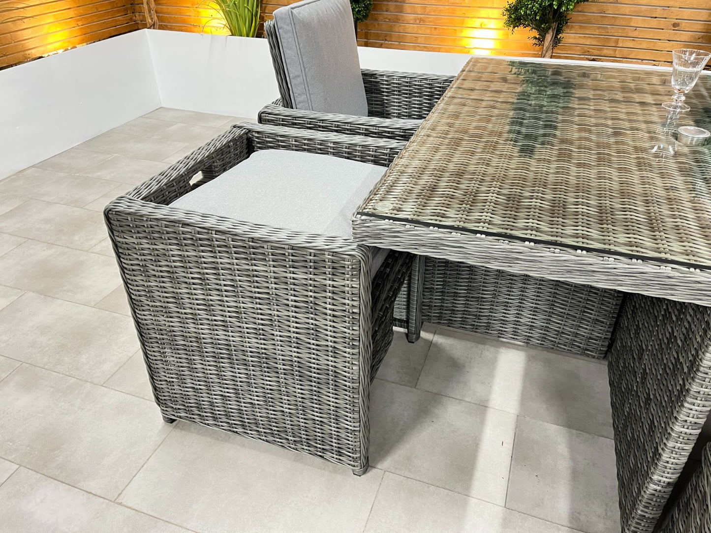 Chimes - Prestige Grey Mia 4 Seat Cube Set With 4 Stools - LOW STOCK