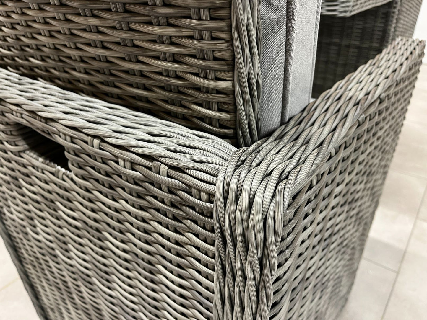 Chimes - Prestige Grey Mia 4 Seat Cube Set With 4 Stools - LOW STOCK