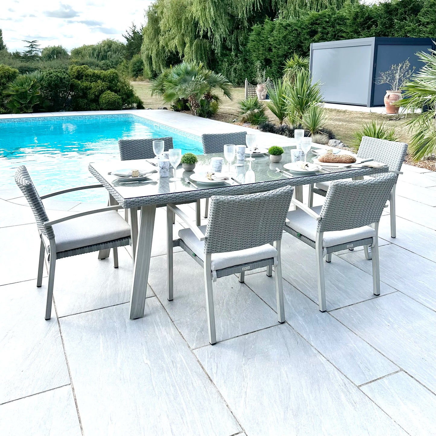 Nova - Griffin 6 Seat Rectangular Dining Set - Light Grey