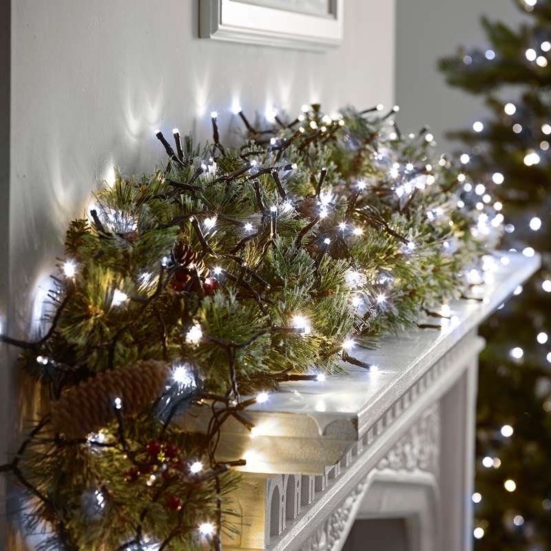 String Lights with 800 LEDs - Cool White