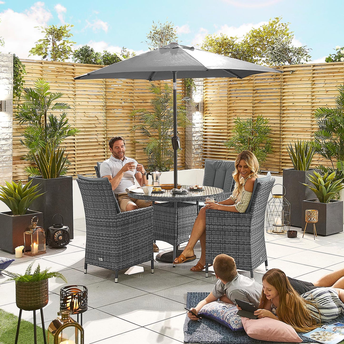 Nova - Mixed Grey Sienna 4 Seat Dining Set - 1.05m Round Table - 2 IN STOCK