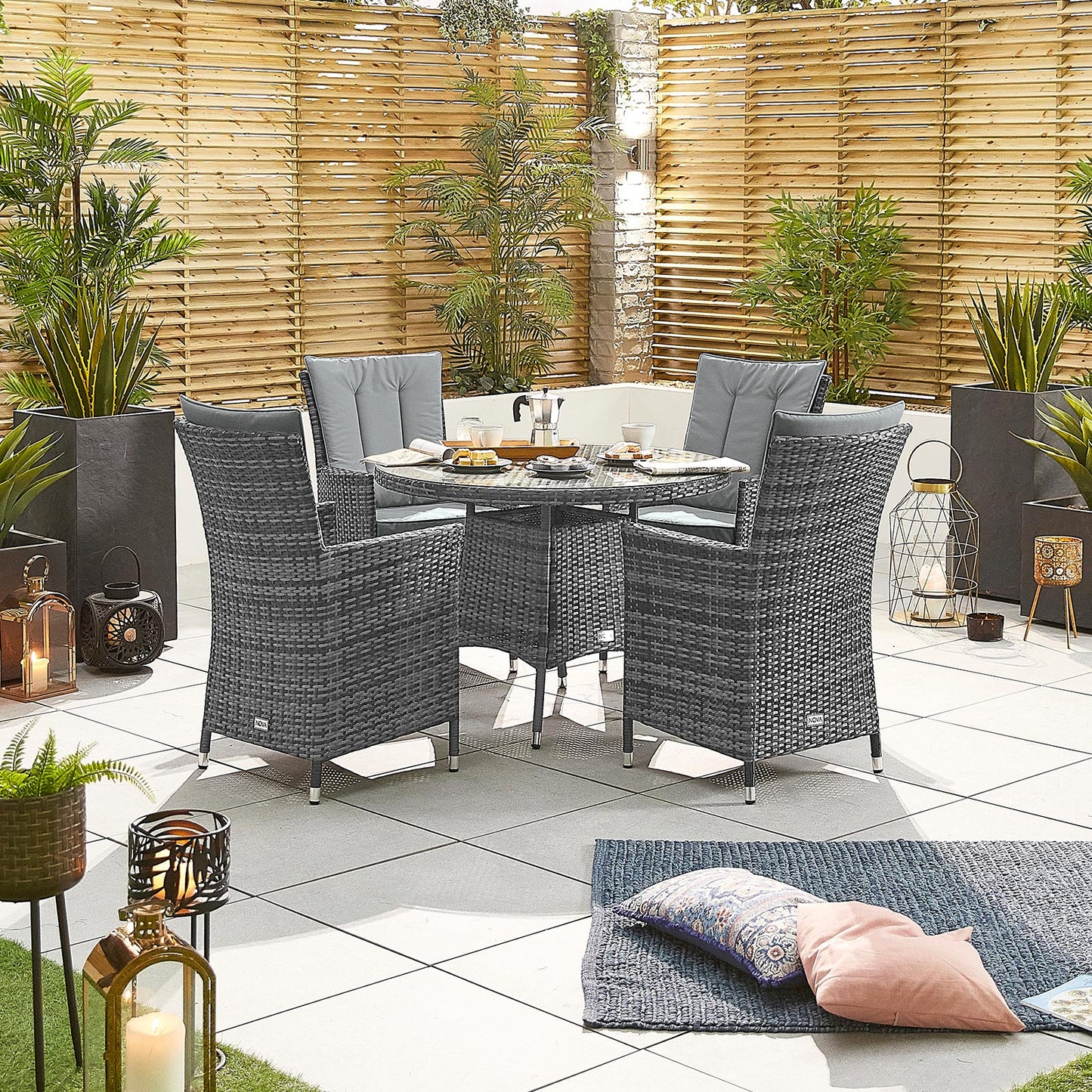 Nova - Mixed Grey Sienna 4 Seat Dining Set - 1.05m Round Table - 2 IN STOCK