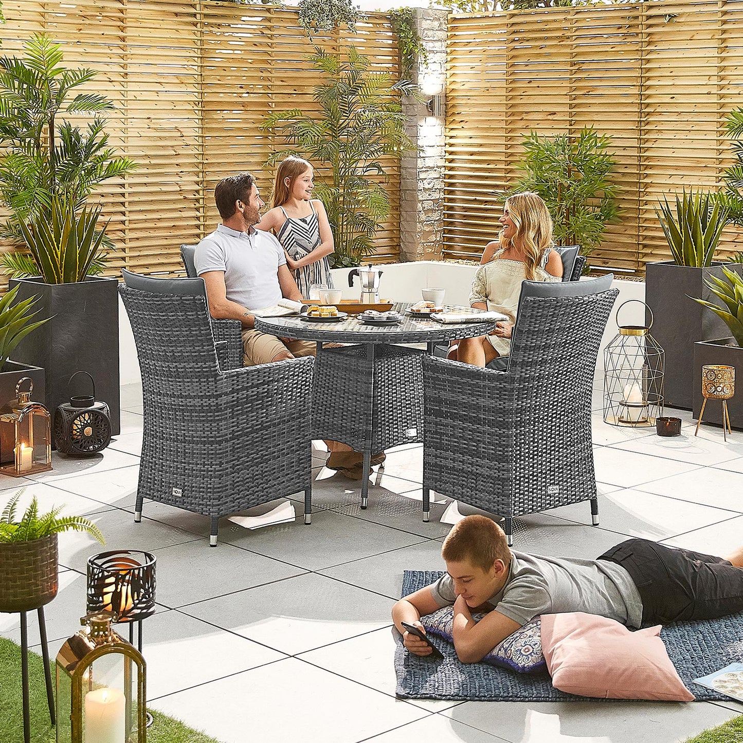 Nova - Mixed Grey Sienna 4 Seat Dining Set - 1.05m Round Table - 2 IN STOCK