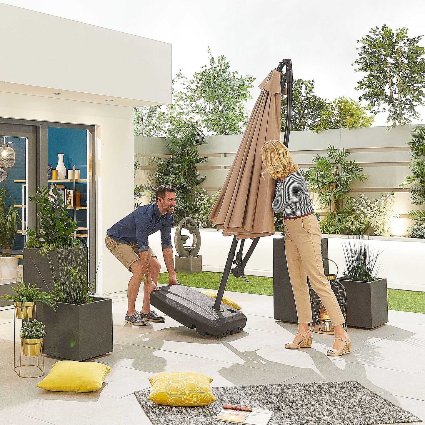 Nova - 60 Litre Cantilever Parasol Base - Sand & Water Fillable - 1 IN STOCK