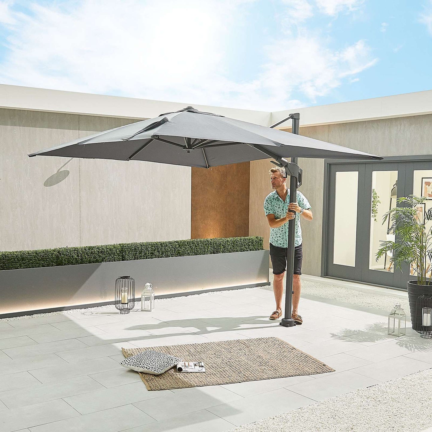 Nova - Genesis Cantilever Parasol - 3m x 2.5m Rectangular - Grey