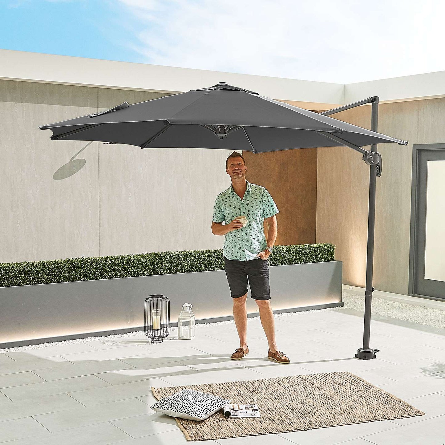 Nova - Apollo 3m Round Cantilever Parasol - Crank & Tilt - Grey