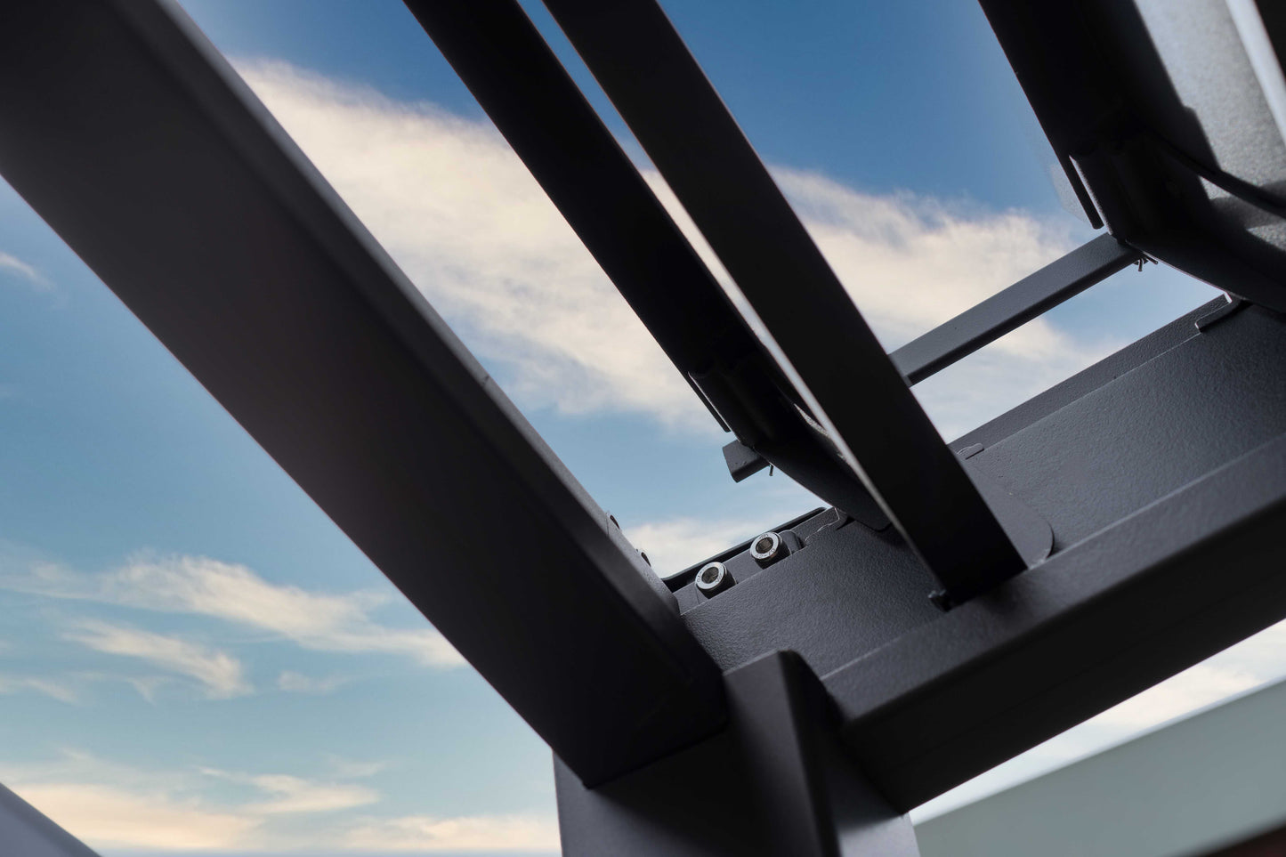 Nova - Titan 4m x 3m Rectangular Aluminium Pergola in Grey