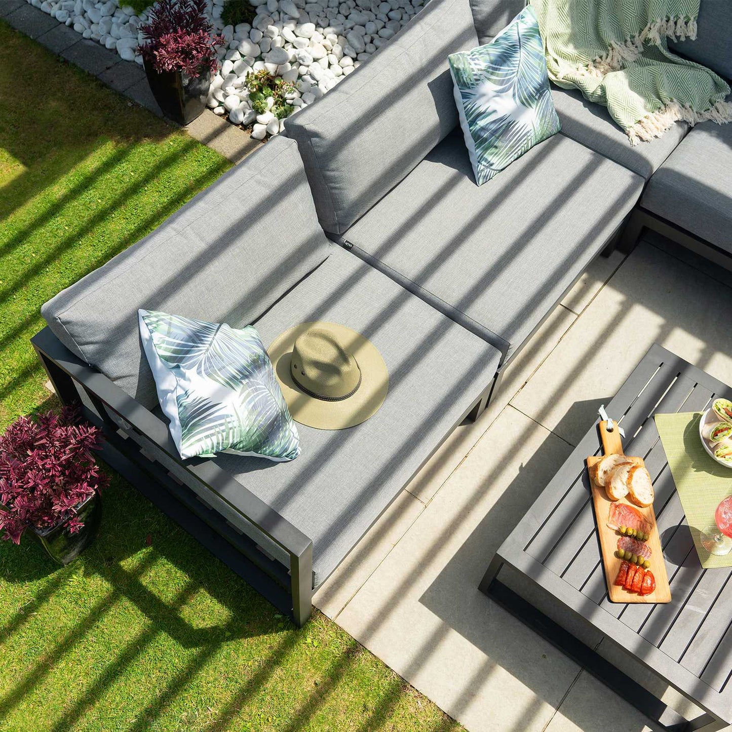 Nova - Titan 3m x 3m Square Aluminium Pergola - Wood Look