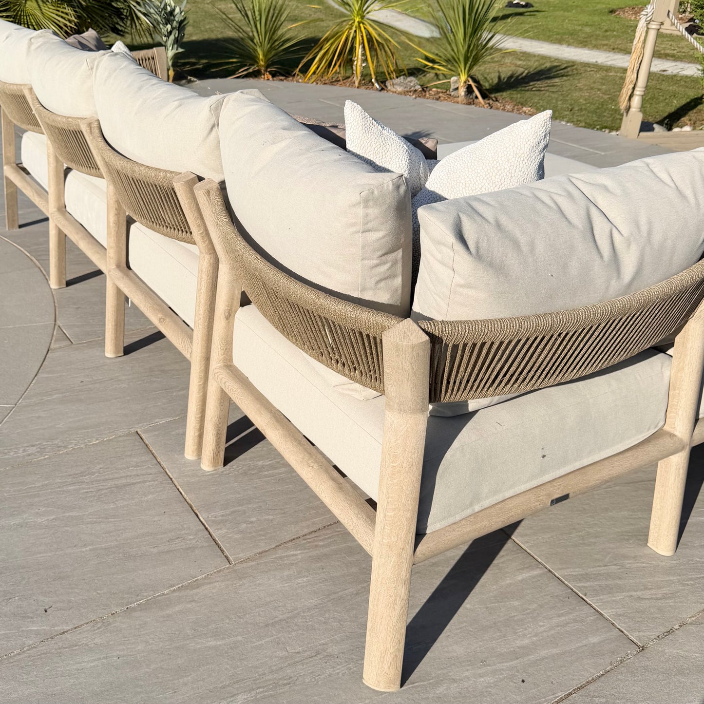 Nova - Eleanor Left Hand Platform Corner Sofa Set