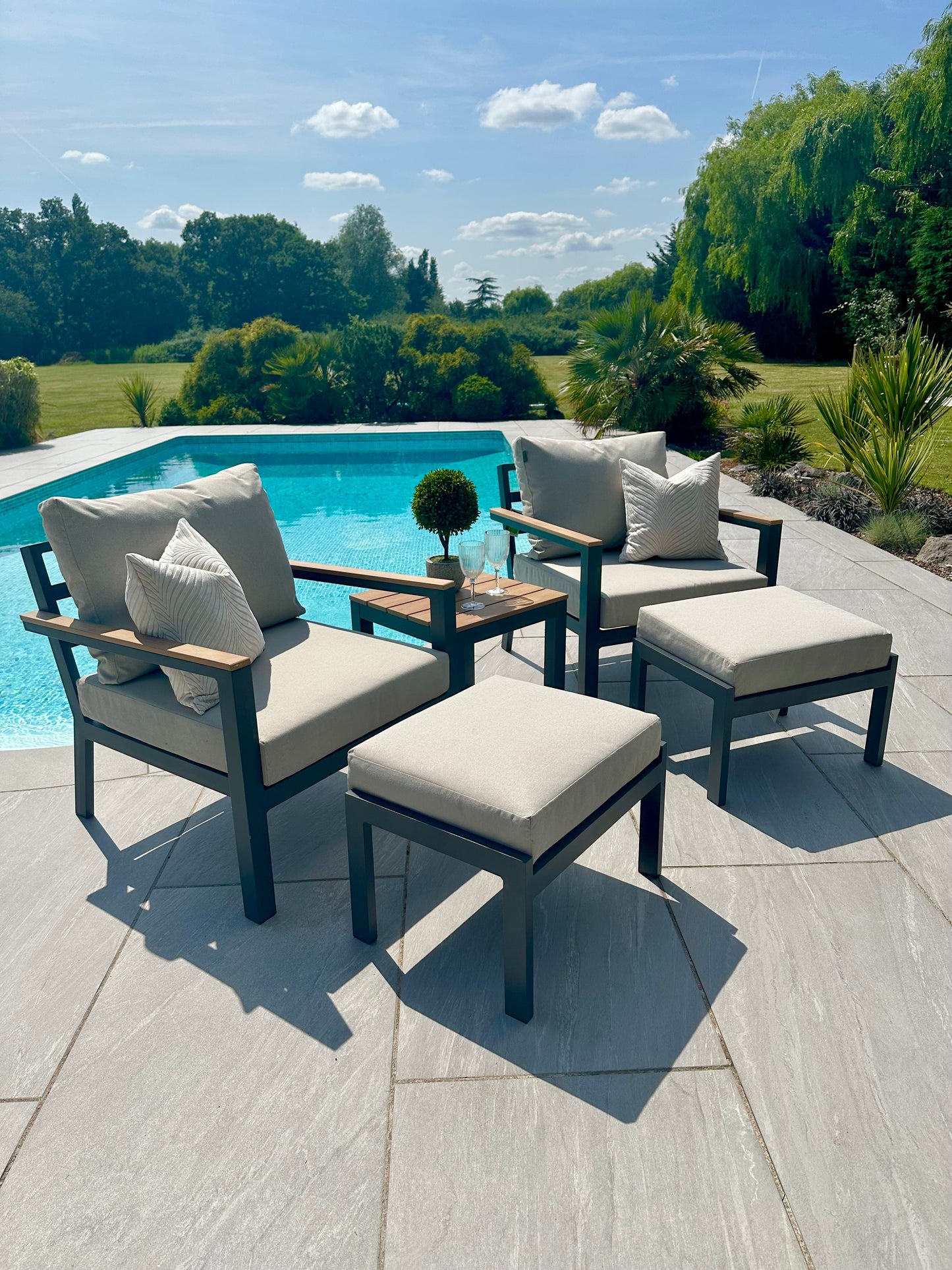 Nova - Heidi 5pc Lounging Set with Square Side Table - LOW STOCK