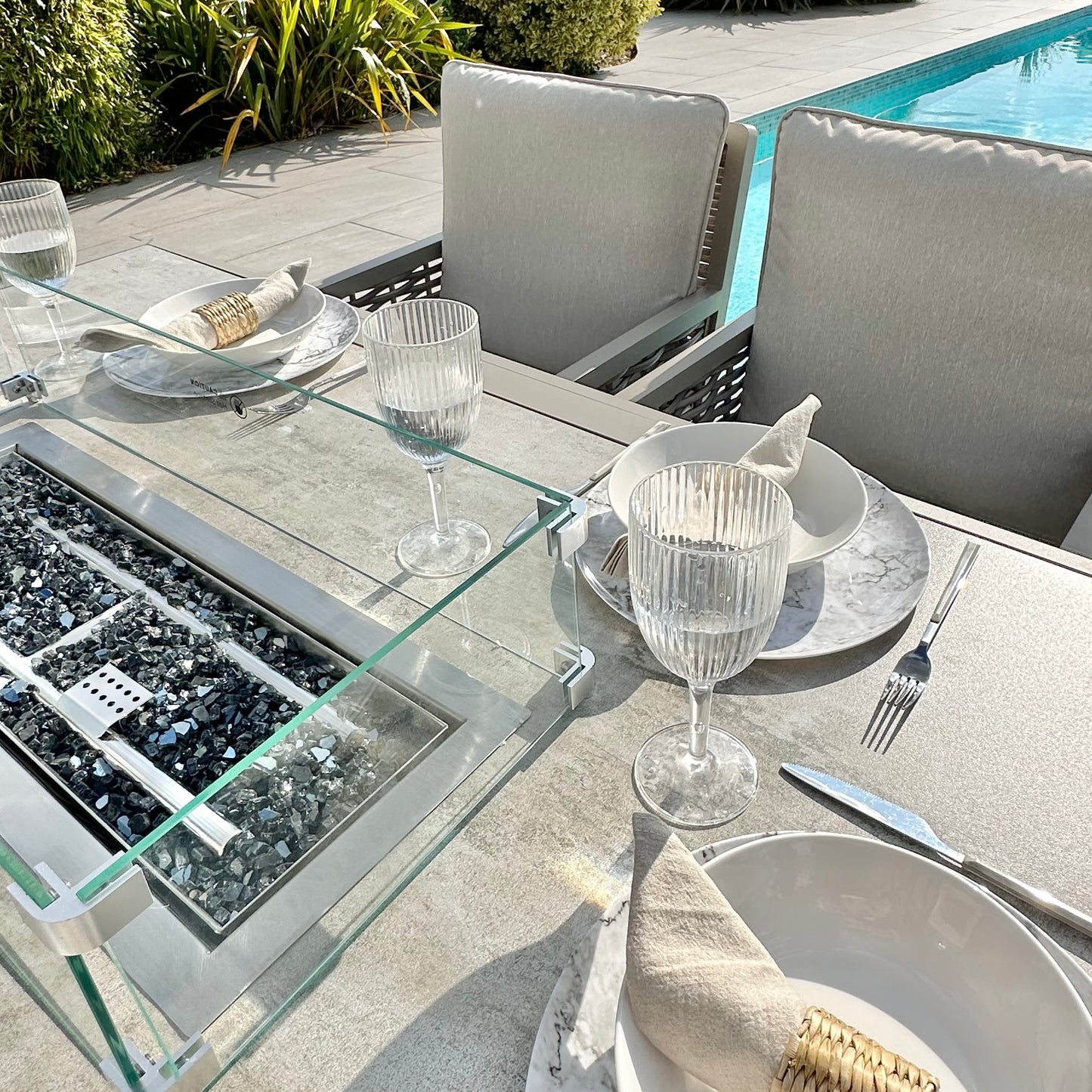 Chimes - Monaco Aluminium 6 Seat Rectangular Dining Set - 1 Meter x 1.5 Meter Table With Firepit - Rope Weave - Cream