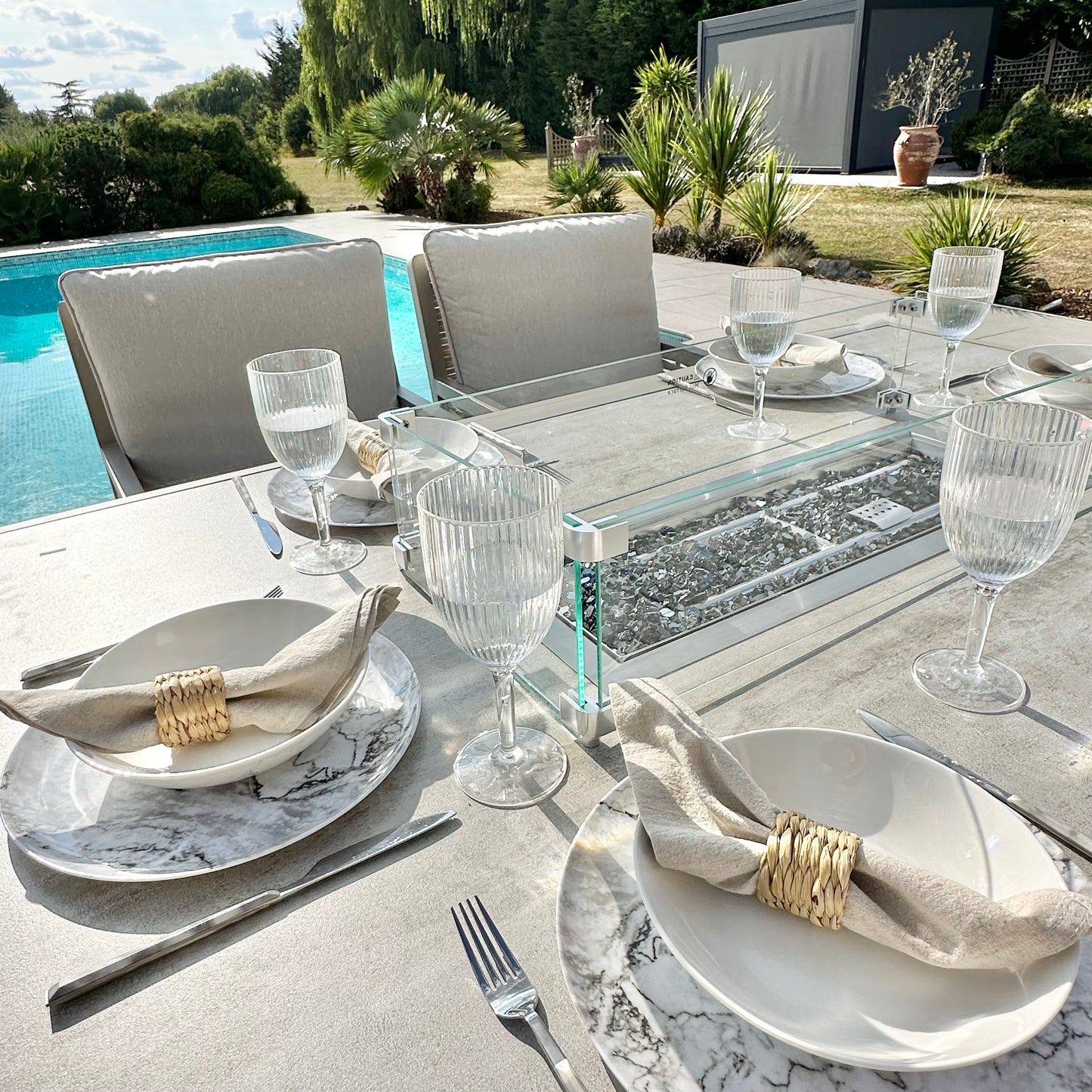 Chimes - Monaco Aluminium 6 Seat Rectangular Dining Set - 1 Meter x 1.5 Meter Table With Firepit - Rope Weave - Cream