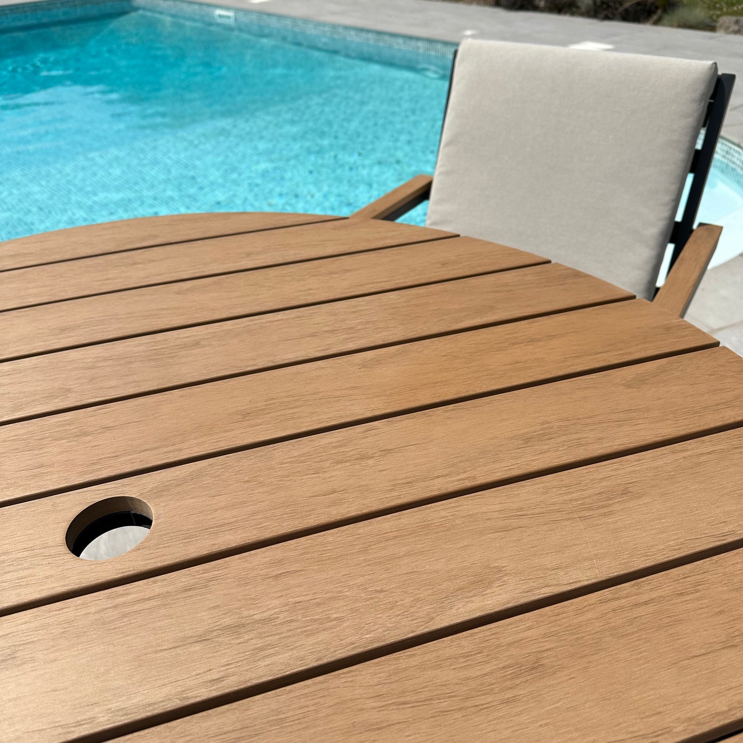 Nova - Heidi 4 Seat Round Dining Set - LOW STOCK