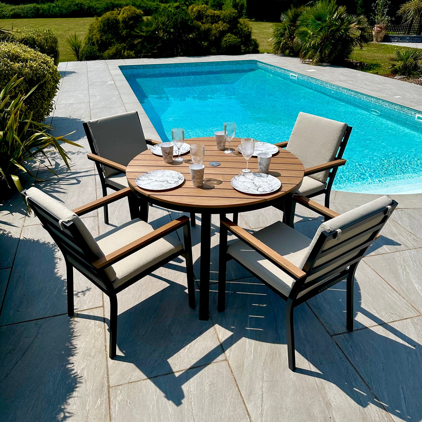 Nova - Heidi 4 Seat Round Dining Set - LOW STOCK