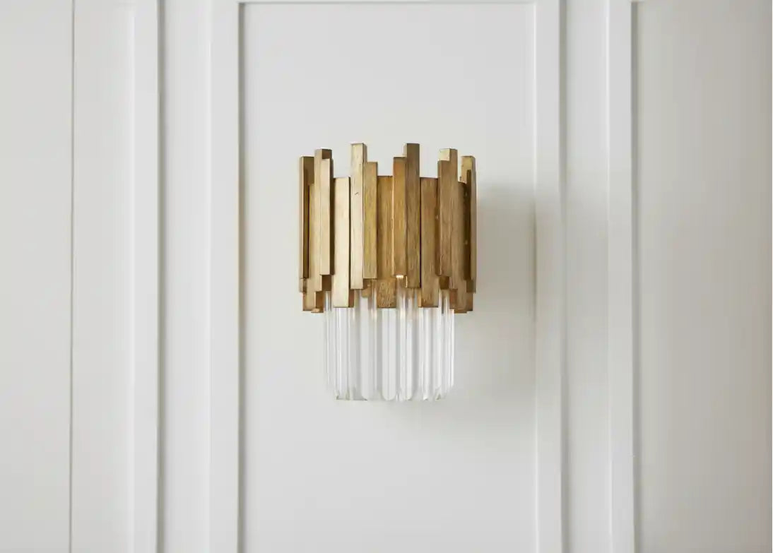 Aurelia Wall Lamp