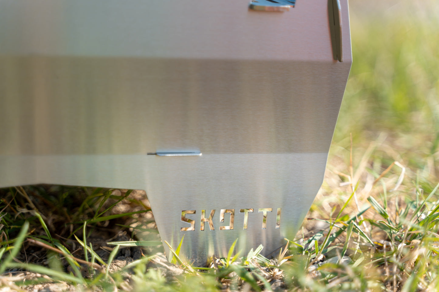 Skotti Portable BBQ Grill
