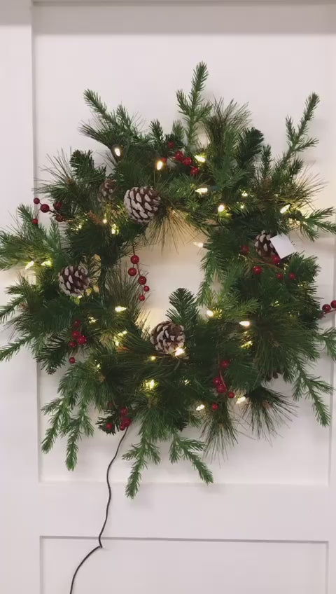 24` CONE/BERRY WREATH 100T 50L - With Lights - LOW STOCK